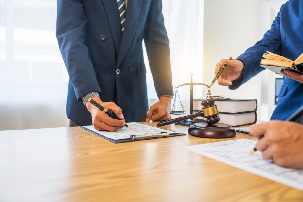 How to handle disputes in a 50/50 partnership between business partners